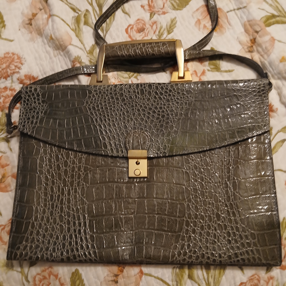 Vintage Olive Green Crocodile-Embossed Messenger Briefcase Crossbody Bag